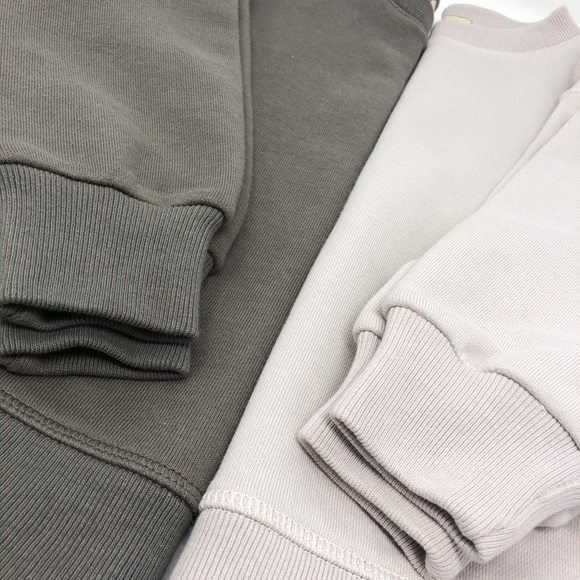 sam&mia “Minimalist” crew neck sweater. New Brand - Picture 7 of 7